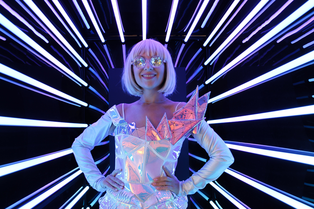 Неоновый тонель